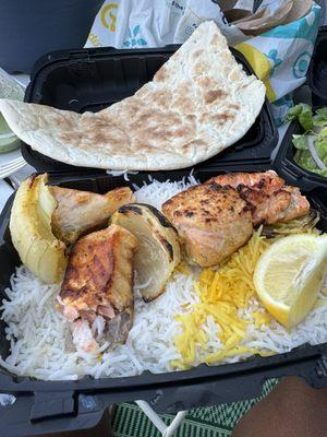 Salmon kabob w rice and pita bread