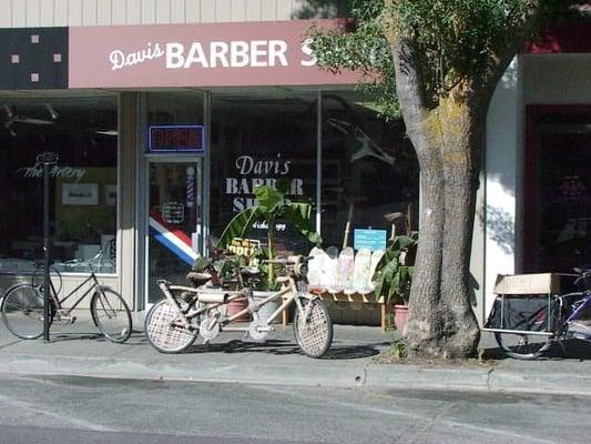 Davis Barber Shop