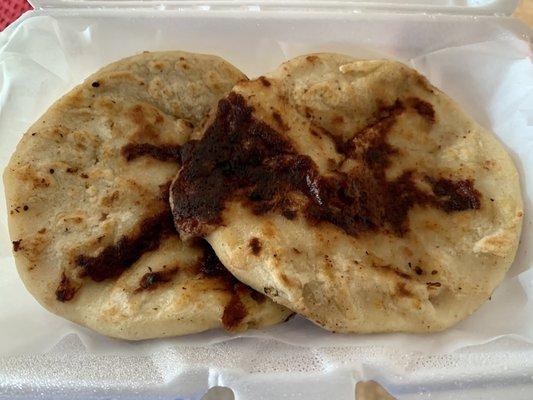 Combo pupusas (beans, cheese, pork)