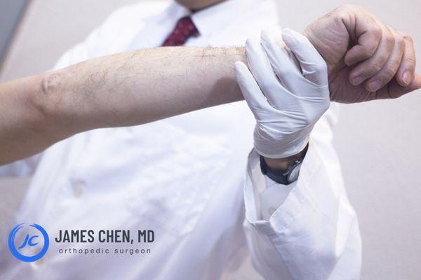 Dr. Chen is a San Francisco wrist/hand surgeon who offers advanced arthroscopic and open surgical techniques to his patients.