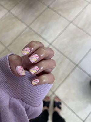 Swirl nail art with gel polish