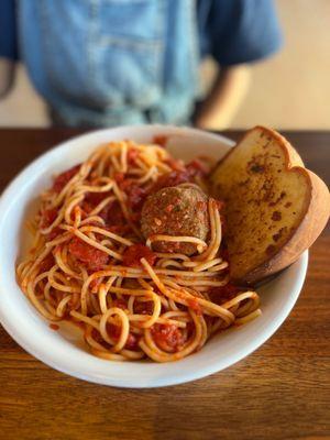 Kid's Spaghetti and Meatball, served w/ a cookie & drink ($7)