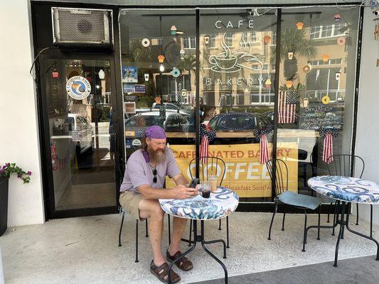 Coffee & breakfast at sweet little local shop!