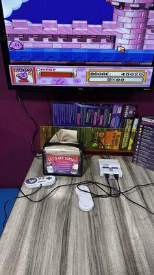 SNES at your food table to play while you wait