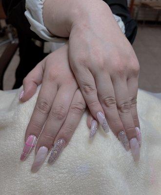 Royal Nails & Spa