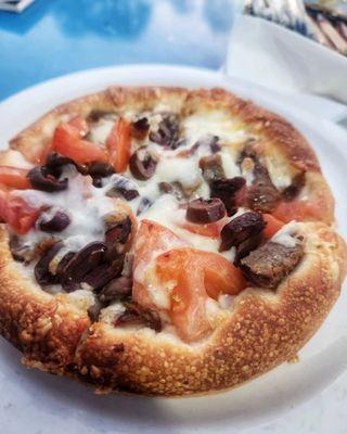 Mediterranean Pizza