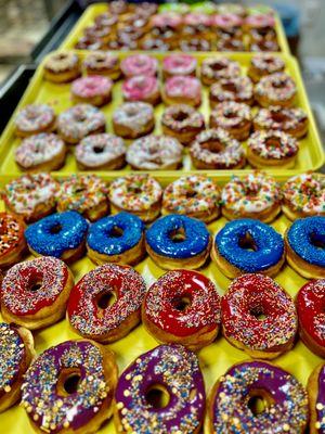 Snowflake Donuts - sawdust Rd