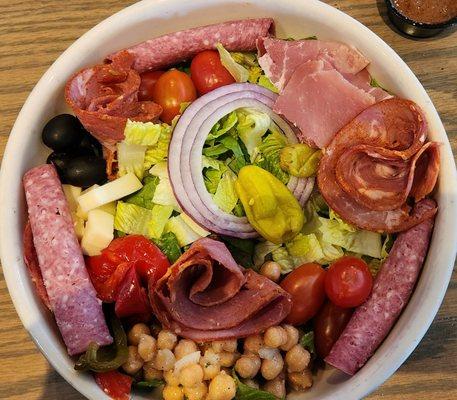 Antipasto salad