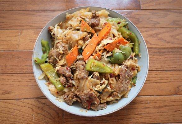 Drunken noodle w/ beef - Beef was nice & tender.