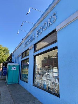 Pegasus Books Downtown