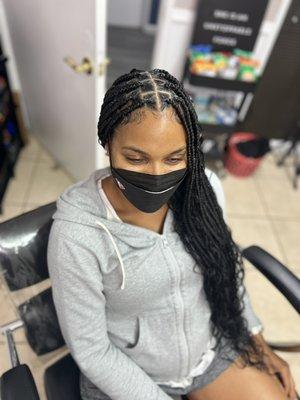 Sacramento King's Coach Lindsey Harding getting Bohemian Knotless Braids