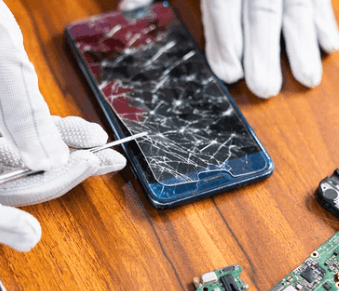 The best place to go for skilled repair of your beloved gadgets.
From smartphones and tablets to laptops and desktop computers we can help.