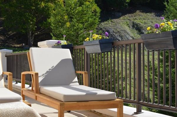 lounge chairs available for patients in the exterior reception area