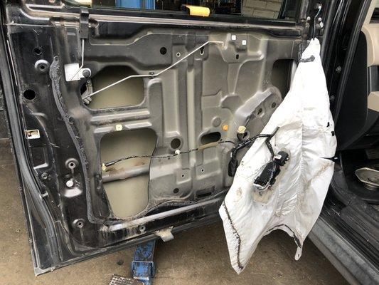 '08 Honda Element Window Regulator Repair