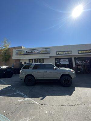 Tires direct is awesome brought in my 4Runner for a leveling kit and wheels and tires recommend this place for all your vehicle needs!!