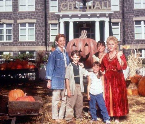 Actress Debbie Reynolds and oldest teen Kimberly J. Brown in the Disney film Halloweentown (1998) pictured in St. Helens, Oregon.