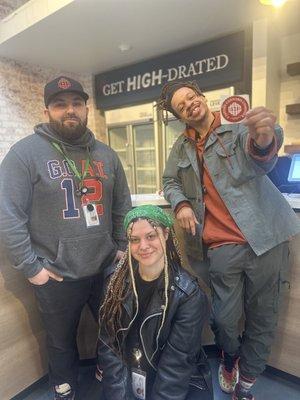 Our budtenders working hard to provide consumers with the best experience possible!