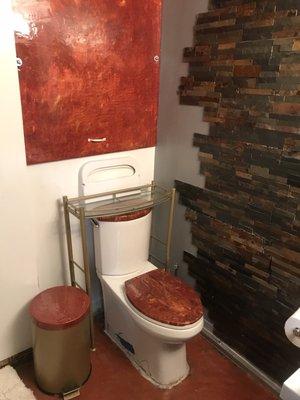 The new DYI bathroom at mainstream Ent hollywood