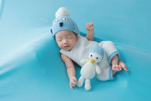 Newborn Portrait
 Door-to-door service. Shooting is mainly done at home. A special shooting bed for shooting babies.