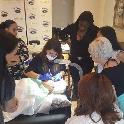 Training 4 day Master Class of Permanent Make-Up.