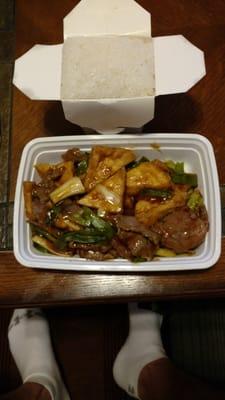 Beef with tofu (bean curd) and scallions, brown sauce, also good with black-bean sauce with ginger.