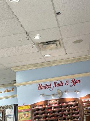 United Nails and Spa