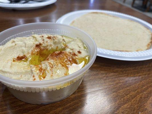 The most warm and delicate pita with absolutely incredible hummus... I love hummus & this seriously is the best I have had in my life!!!