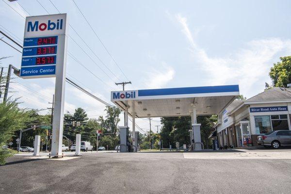 Mobil Gas at Metro Motor | River Road Auto Haus