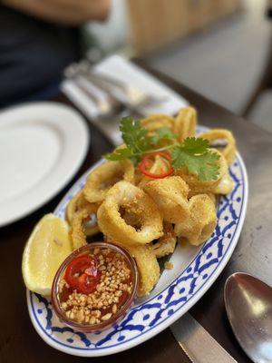 Pla Muk Tod (Fried Turmeric Coconut Calamari)