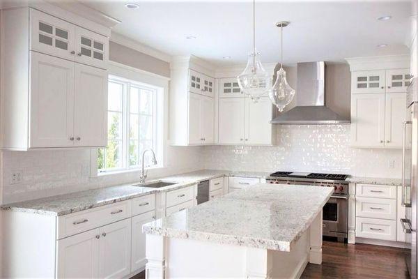 White Recessed Panel Door Kitchen with Four MD Small Door