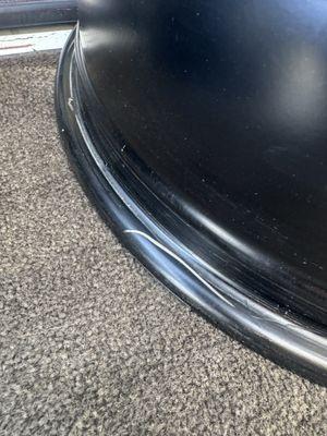 Tire mounting scratches