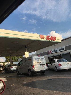 BJ's gas lines are crazy here