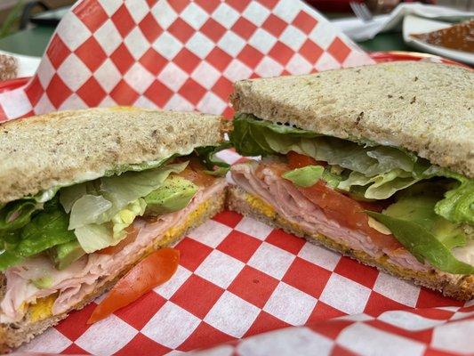 Turkey avocado sandwich