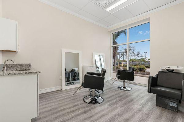 Beauty Professional large salon suite with window