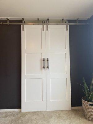 En suite bathroom doors