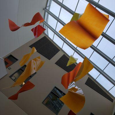 Lobby Art, its suspension tension! Glass sheets hanging!