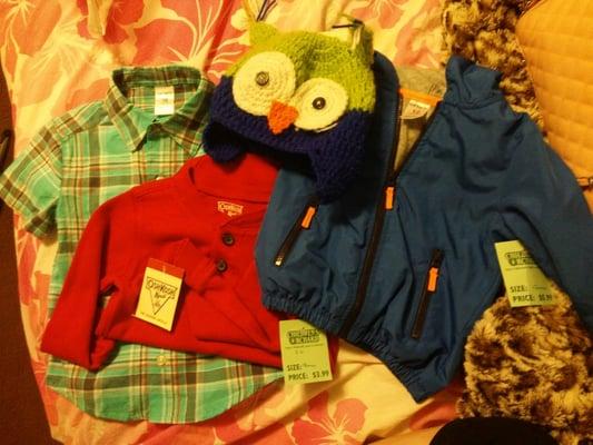 Carters & Oshkosh stuff I picked up for my son today. 4 items and I got a stroller for less than 40 bucks. Yay!