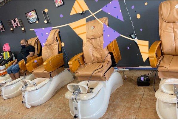 New Spa Pedicure Massage Chairs @ Le Nails Brainerd