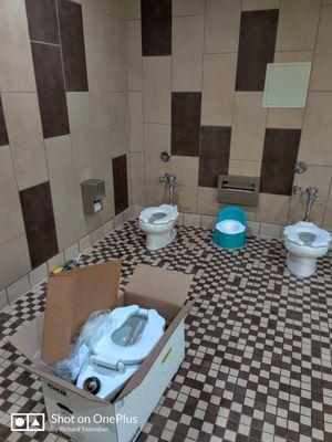 Welcome to Richards Rooter and Plumbing, your trusted partner for all toilet installation needs in Woodland Hills, California.