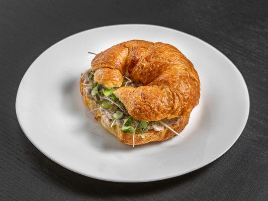 Tuna salad on croissant