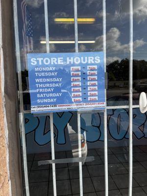 Store hours sign