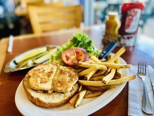 Grilled chicken sandwich