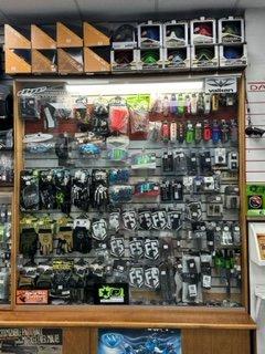 Ton of accessories for markers & accessories for your mask