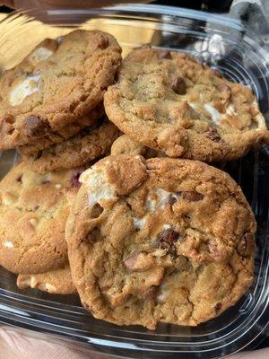 Yummy cookies! One dozen for $5.99!