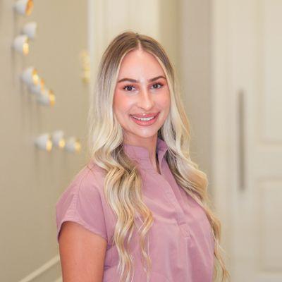 Carli Coppolino
Licensed Medical Aesthetician