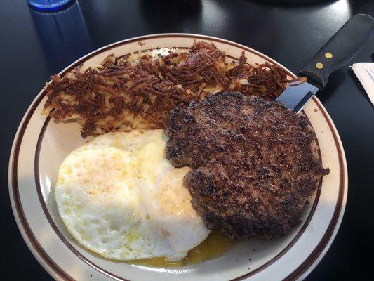 Perfect hamburger steak and eggs! Crispy hash browns - just like I like them!!!