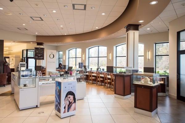 Reeds Jewelers / Jenss Decor at Orchard Park