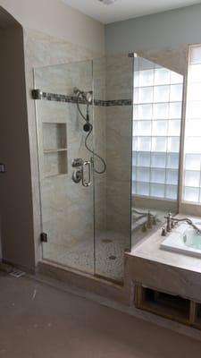 Heavy glass shower door