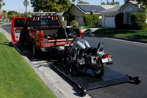 Motorcycle Custom Towing, from Palm Springs to Indio, we're the specialists!