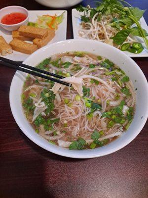 Tripe soup- broth, scallion, onion, cilantro, rice noodles